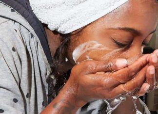 Anti-roos shampoo als gezichtsmasker