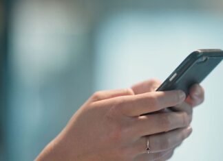 Zo verlaat je geruisloos een WhatsApp groep